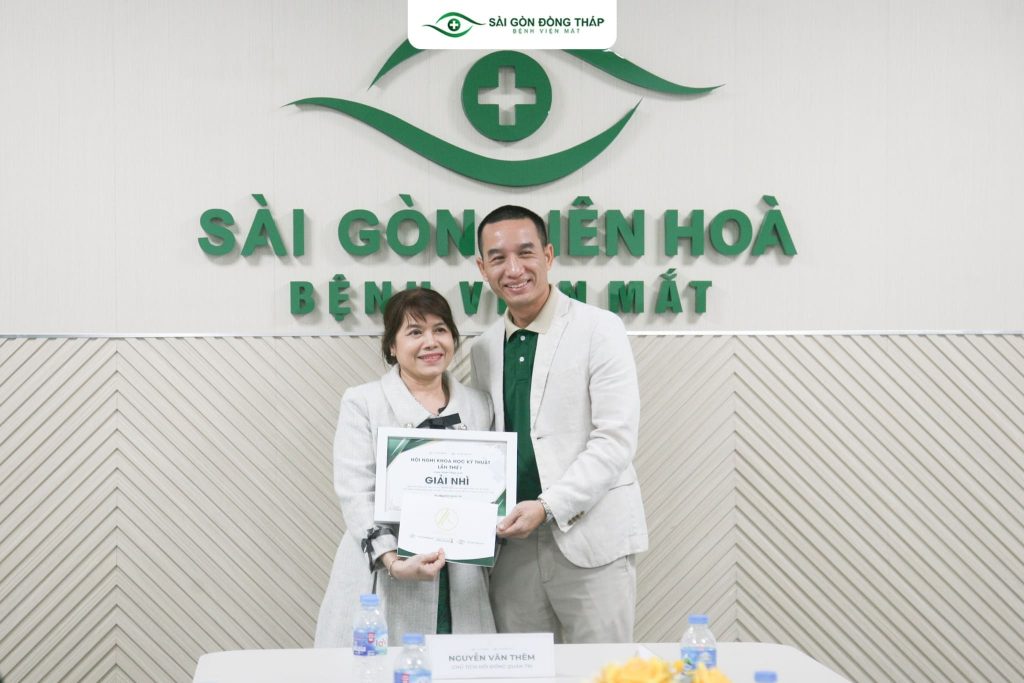 ĐD CKI Nguyễn Cẩm Hằng đạt Giải Nhì với chuyên đề thực hành tốt 5S tại BV Mắt Sài Gòn Đồng Tháp