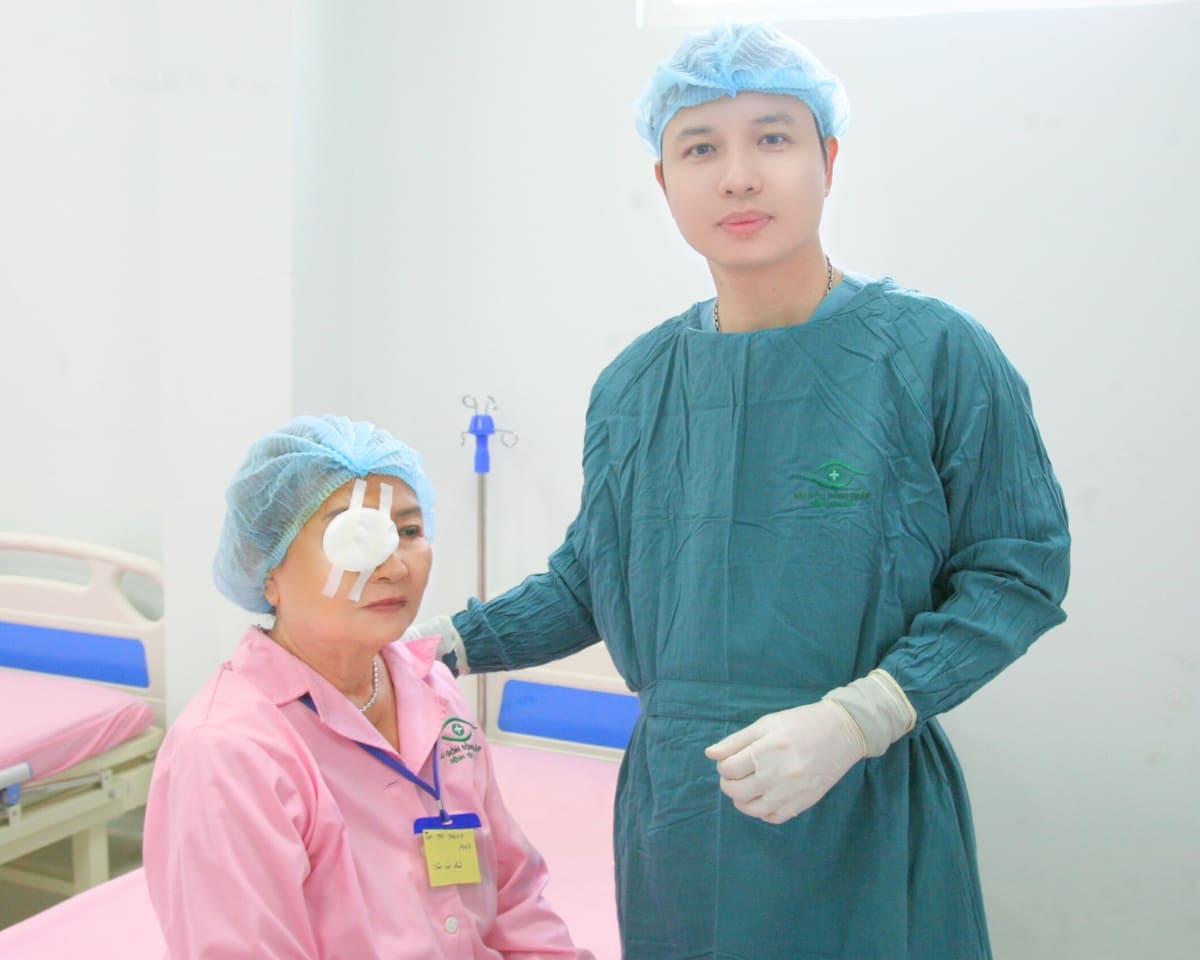 Khám chữa bệnh của Bệnh viện Mắt Sài Gòn Đồng Tháp