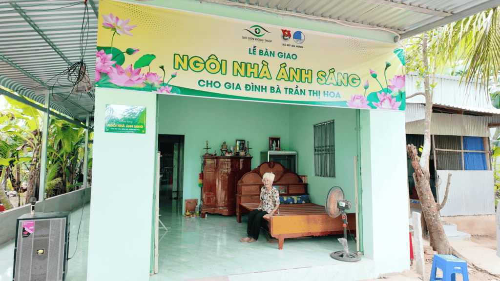 Một số hình ảnh ngồi nhà ánh sáng